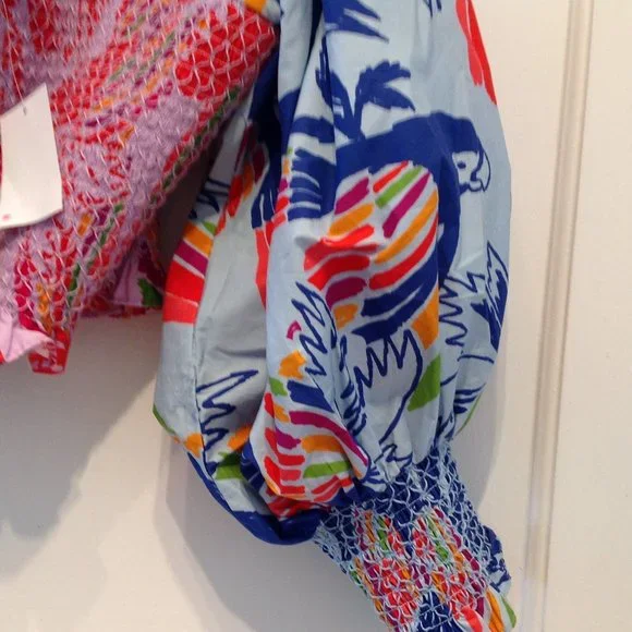 FARM Rio Mixed Color Birds Crop Top - Picture 9 of 15